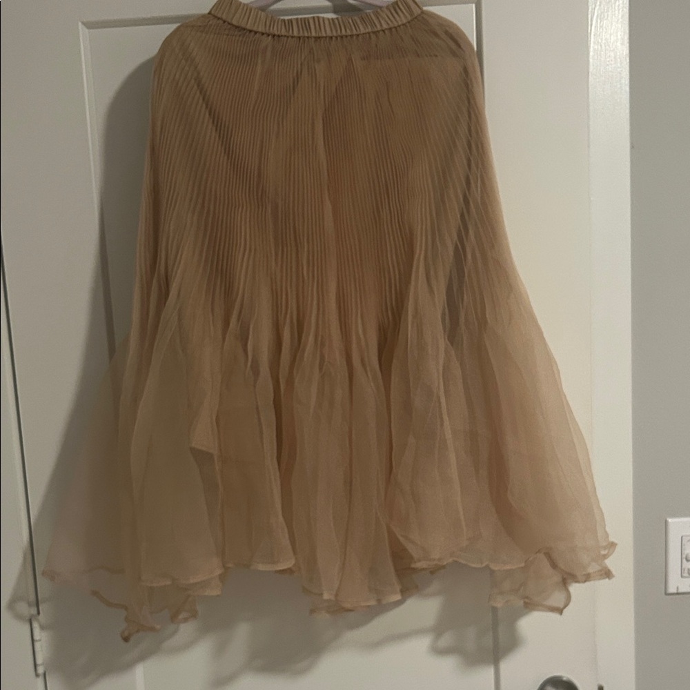Chic Beige Pleated Midi Skirt - new without tags